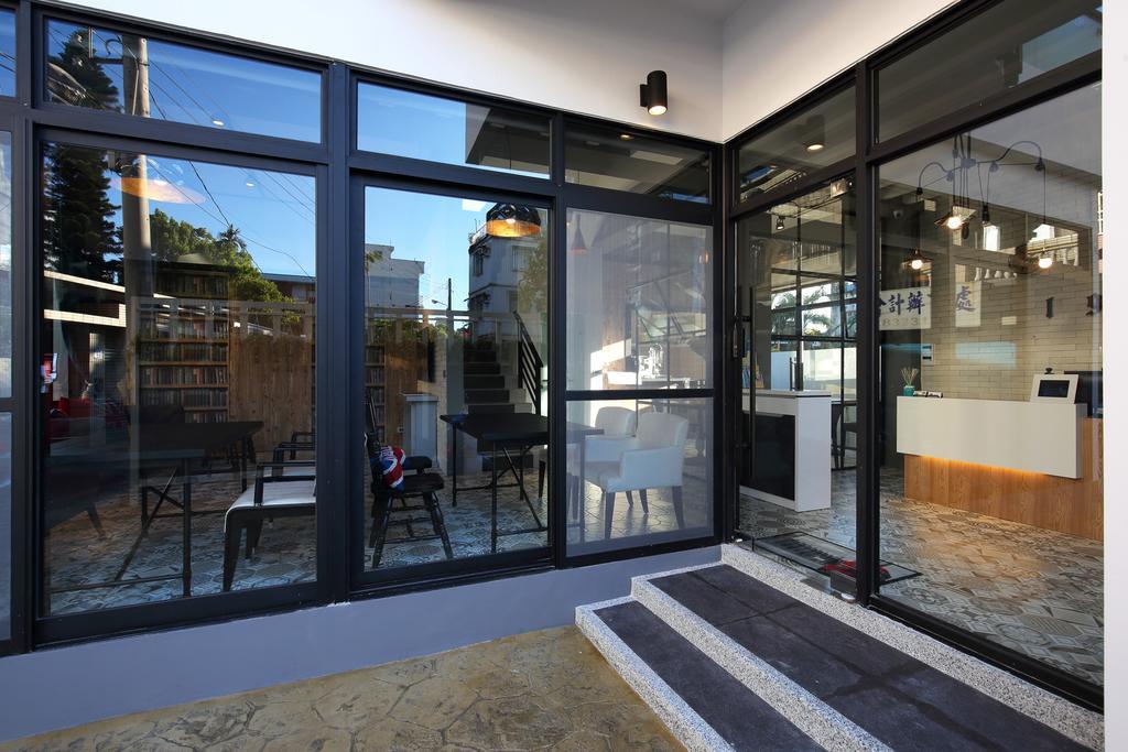 花蓮市 1999 B＆B Bed & Breakfast エクステリア 写真